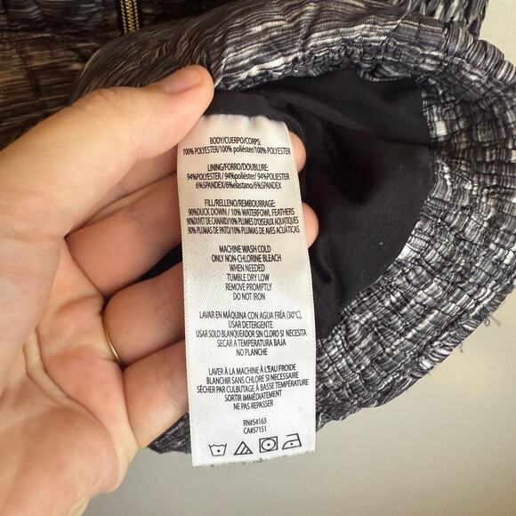 Calvin Klein Performance Women's Duck Down Puffer Vest Zipper Pockets SMALL - Picture 6 of 6